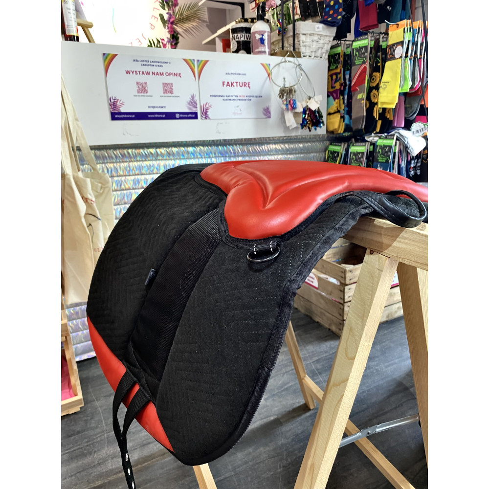 Pad do Jazdy na Oklep Czerwony HiHorse