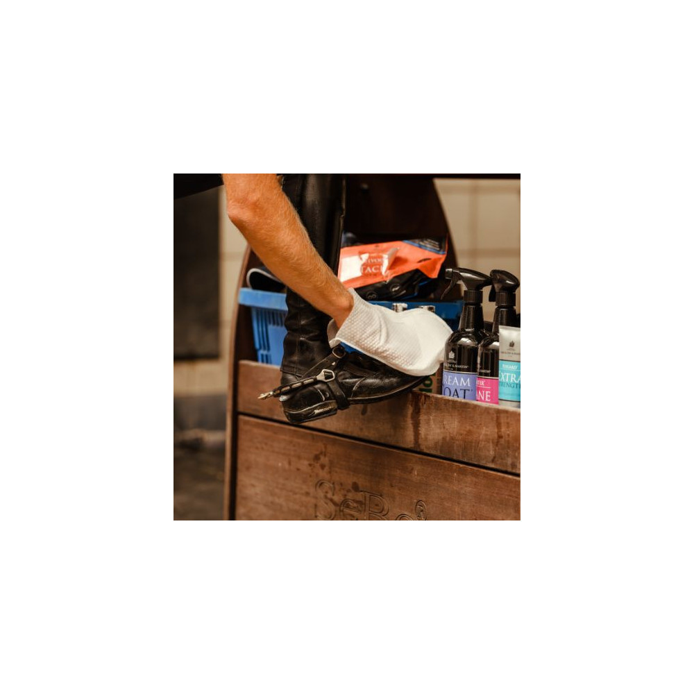 Chusteczki Belvoir Tack Cleaner Mitt Carr&Day&Martin