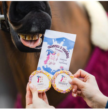 Ciastko z Wróżbą – Magiczny Smakołyk dla Koni Końska Cukierenka