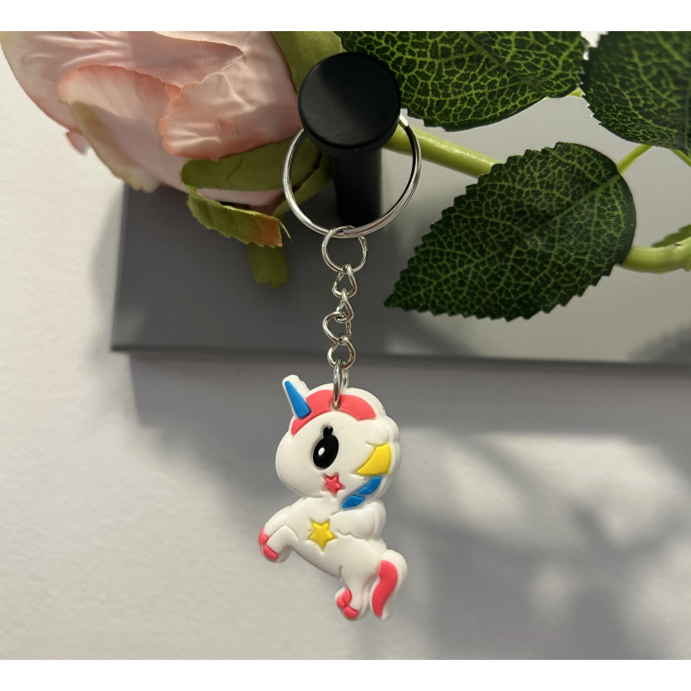 Breloczek z Białym Jednorożcem HiHorse